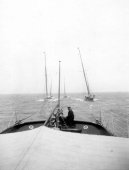 951-Shamrock, Nyria, Mariska, Bontomart and Shimna being towed by the Erin. July 1908.