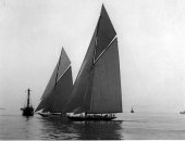 72-Resolute and Shamrock IV at the start of the race. July 1920.