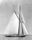 217-Shamrock IV at sea. 1920.