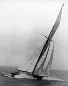 234-Shamrock IV at sea. 1920.