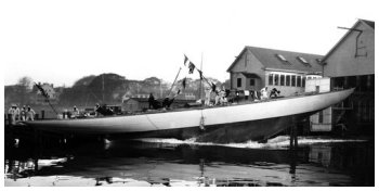 The launching of Weetamoe - The Mariners' Museum