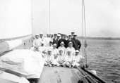 955-Shamrock crew. September 1908.