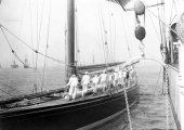 968-Hoisting anchor on Shamrock. August 1908.
