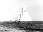 277-Columbia breaks out her balloon jib topsail. 1901.