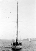 830-Shamrock III under Jury Rig on the Clyde. May 1903.