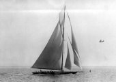 218-Shamrock III at sea. 1920.